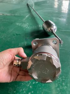 Manufacture-Low-Price-Uqk-03-C-Top-Mounted-Marine-Float-Level-Controller